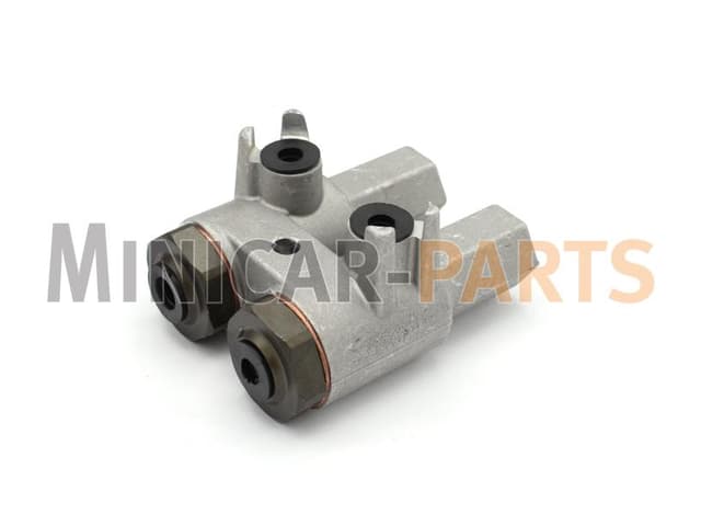 Brake pressure distributor Aixam